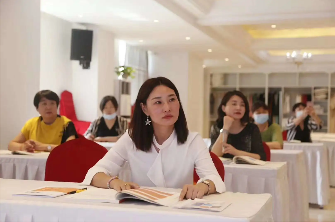 北京家政公司告訴你如何選擇好月嫂?